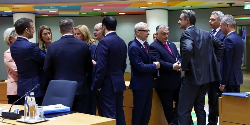 Ложечка дегтя в бочке меда: чем закончился для Украины первый день саммита ЕС
