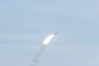 По аэропорту Львова враг выпустил шесть ракет с Черного моря