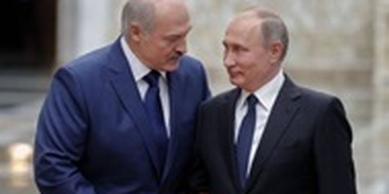Лукашенко поедет в РФ после визита Путина