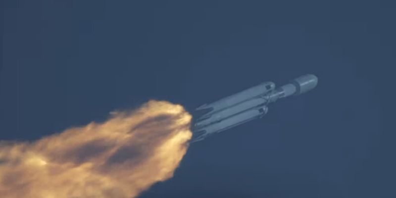 Самая мощная ракета в мире от SpaceX отправила в космос американский секретный военный груз