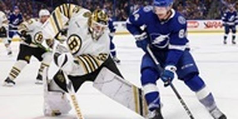 НХЛ: Тампа побеждает Бостон, Оттава - Баффало