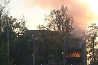 В Мариуполе из-за детонации снаряда произошел пожар, ранены дети