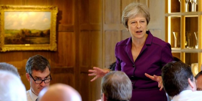 Мэй предложит парламенту "смелые" варианты улучшения соглашения по Brexit