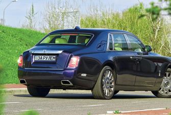 Rolls-Royce Phantom VIII: пассажир кайфует – водитель мучается