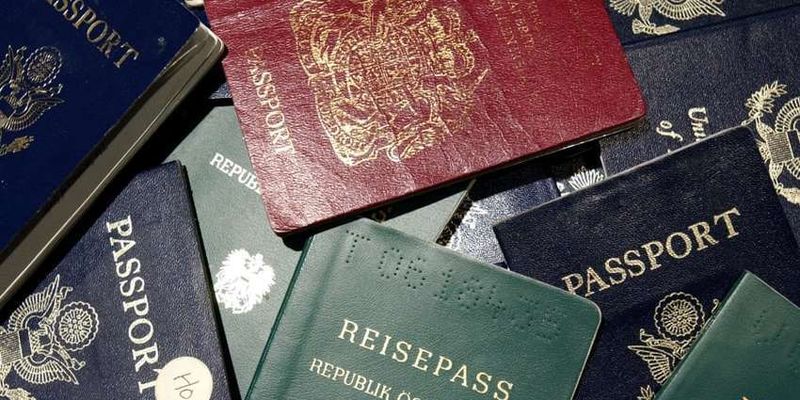 Составлен рейтинг стран с самыми "мощными" паспортами для безвиза