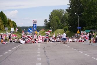 На границе с Беларусью митинги сразу в трех странах