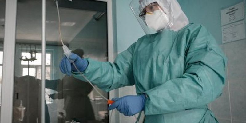 Коронавірусна інфекція в Україні відступає: кількість інфікованих знизилася майже на тисячу
