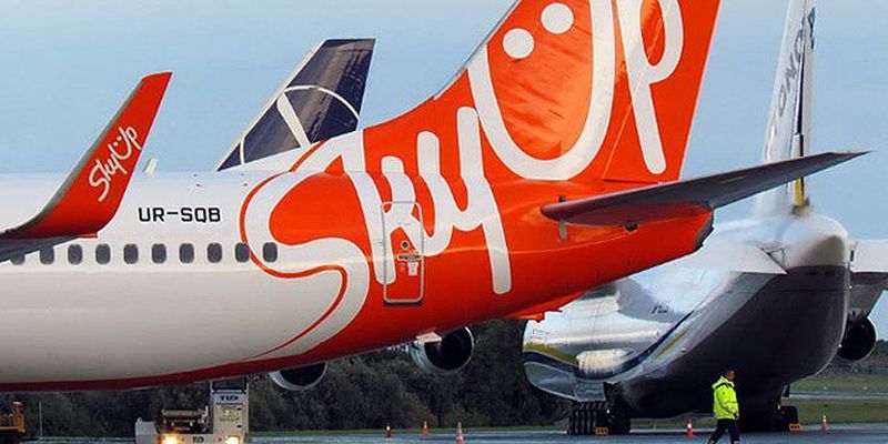 Літак SkyUp застряг в аеропорту Чехії: що відбувається
