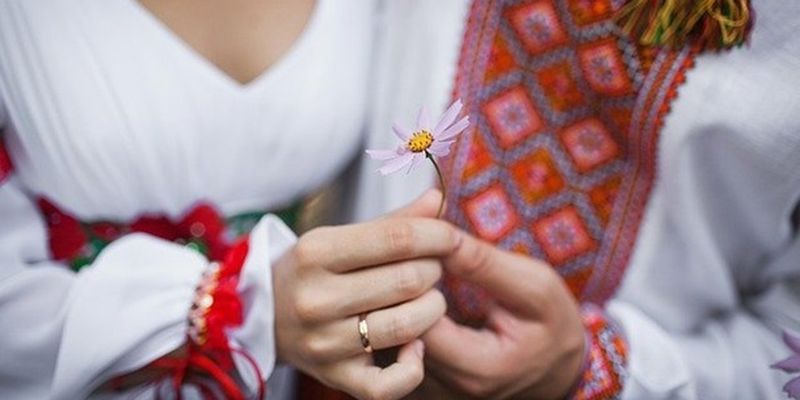 В Минюсте уточнили, сколько пар поженились 02.02.2022