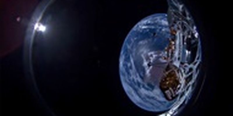 Космический аппарат Odysseus прислал первые фото из космоса