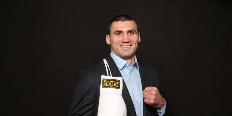 Ще один український боксер надважкої ваги перейшов у професіонали