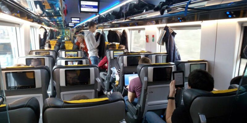 Заробітчанам дали "зелене світло": з України до Європи запустять прямий поїзд
