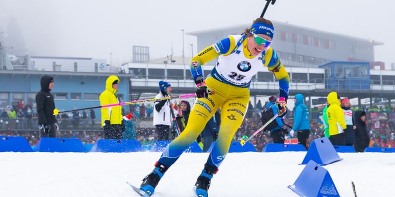 Шведка Эльвира Эберг выиграла персьют этапа Кубка мира по биатлону