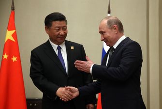 Китай назвал фейком просьбу Си Цзиньпина к Путину не нападать на Украину и "не портить праздник"