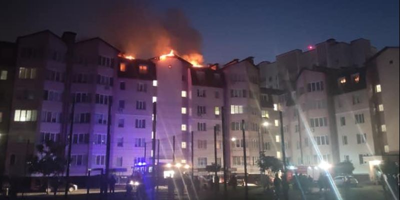 В Софіївській Борщагівці під Києвом в пожежі вигоріли 6 квартир, є постраждалий