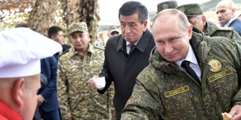 «А вы сами то это ели?» Путіна примусили проковтнути їжу російських солдатів