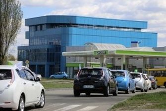 В Украине планируют устанавливать зарядные станции на всех АЗС
