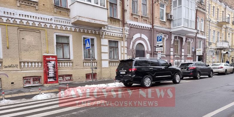 Автомобиль Кличко нарушил правила парковки в центре Киева, - СМИ