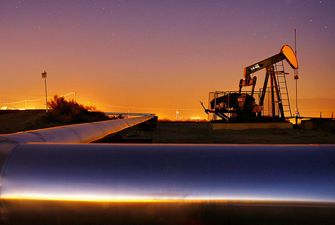 Нефть дешевеет из-за ослабления опасений о сбое поставок