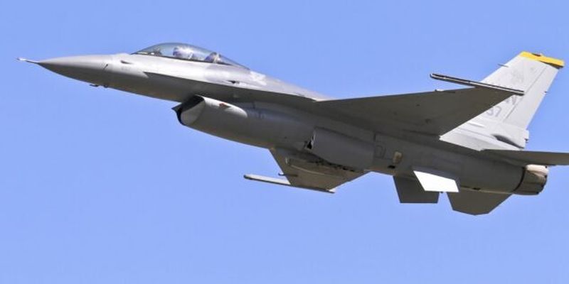 Снаряды для F-16 и БпЛА: Нидерланды выделят €350 млн на закупку оружия для Украины
