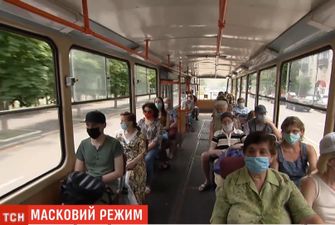 "Вали звідси, поки я тобі не врізала": у Києві водійка тролейбуса побила пасажира через докір про маску