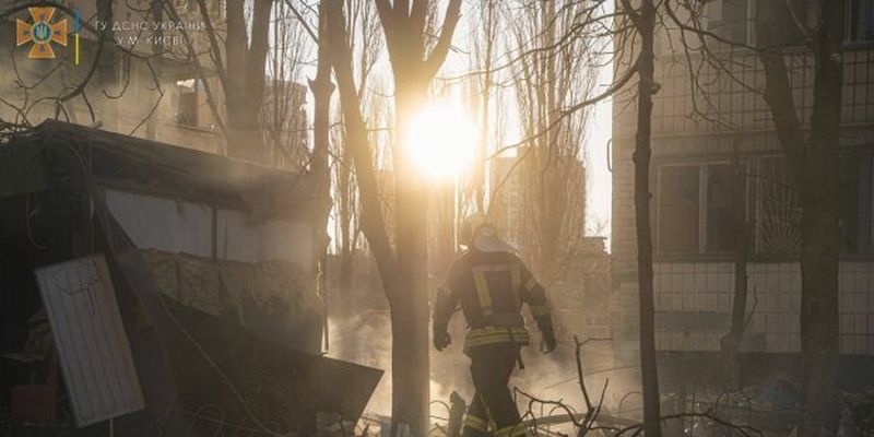 "Враг оставляет множество неприятных "сюрпризов": в МВД назвали, где в Киеве больше взрывоопасных предметов