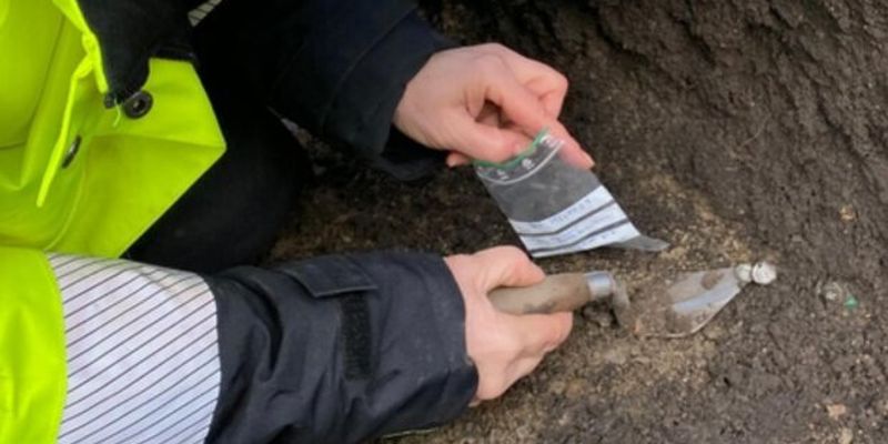 В Швеции археологи вырыли уникальную могилу 24-летнего мужчины: находка поставила всех в тупик