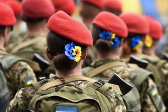 Воинский учет украинок: откуда паника и, почему власть снова создала себе проблему на ровном месте