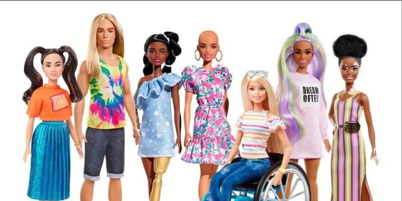 В продаж надійшли ляльки Барбі з інвалідністю