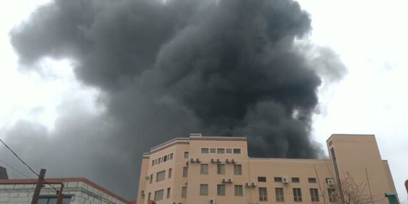 Российские партизаны взяли ответственность за пожар в здании ФСБ в Ростове