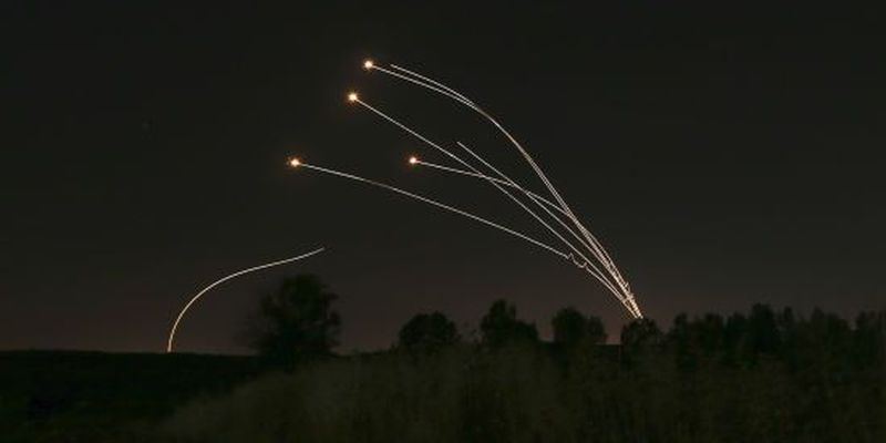 Ізраїль відреагував на випущену з Палестини ракету та завдав авіаударів у відповідь