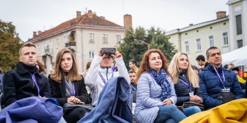В Тернополе стартовал Всеукраинский молодежный форум