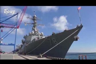 Ракетный эсминец США зашел в порт Одессы