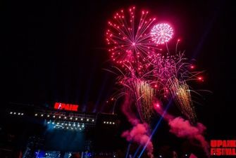 Bring Me The Horizon закрили перший день фестивалю UPark в Києві: ефектне відео