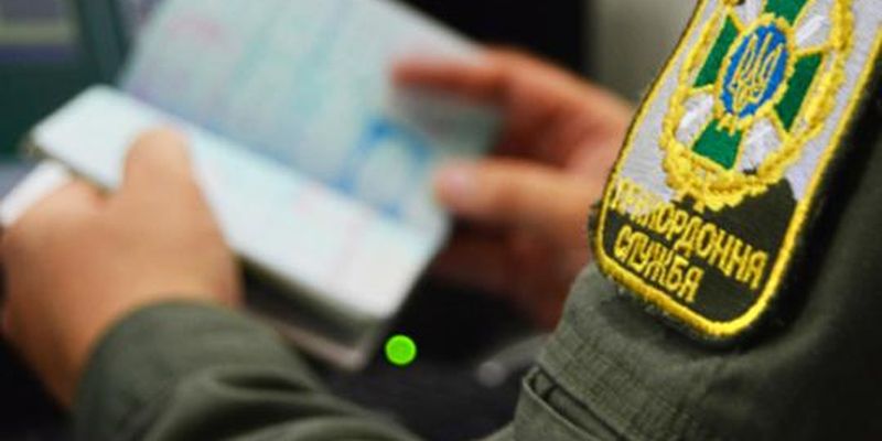Два депортированных грузина устроили дебош в аэропорту