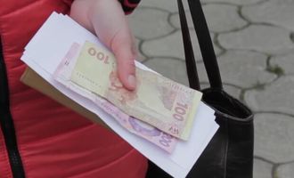 Проверяйте банковскую карточку: украинцам дополнительно выплатят по 4000 гривен