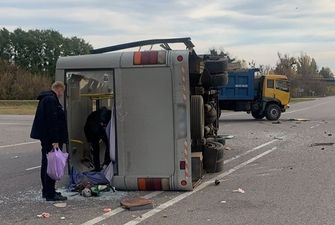 На Киевщине перевернулся автобус с белорусами, шестеро пострадавших