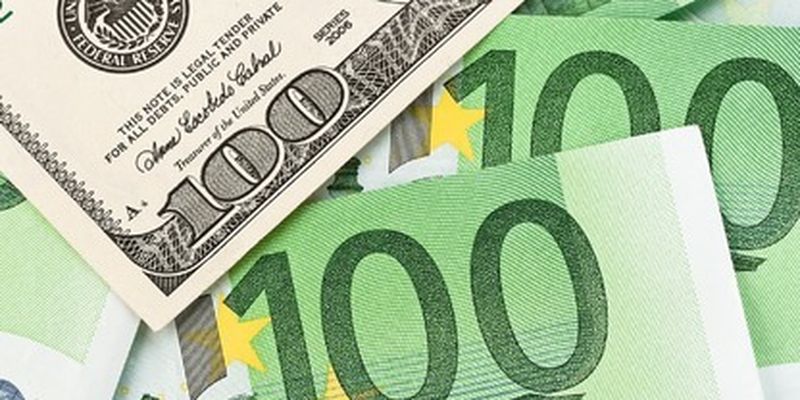 НБУ обновил курсы валют: сколько стоят доллар и евро