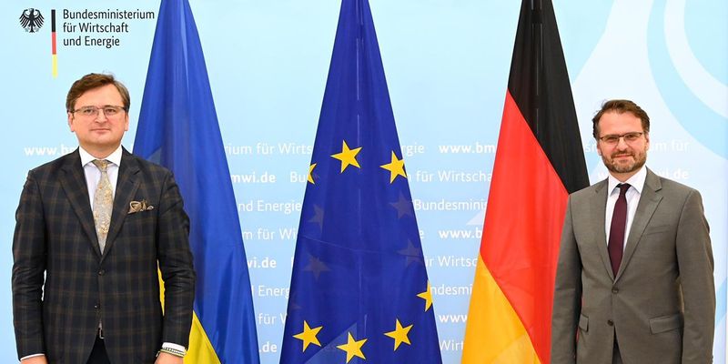 "Тяжелые, но конструктивные", - Кулеба провел переговоры по "Северному потоку-2" в Германии