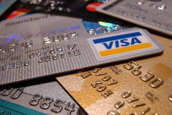 Полиция задержала мошенника, который подделал банковские карты и украл 600 тысяч гривен
