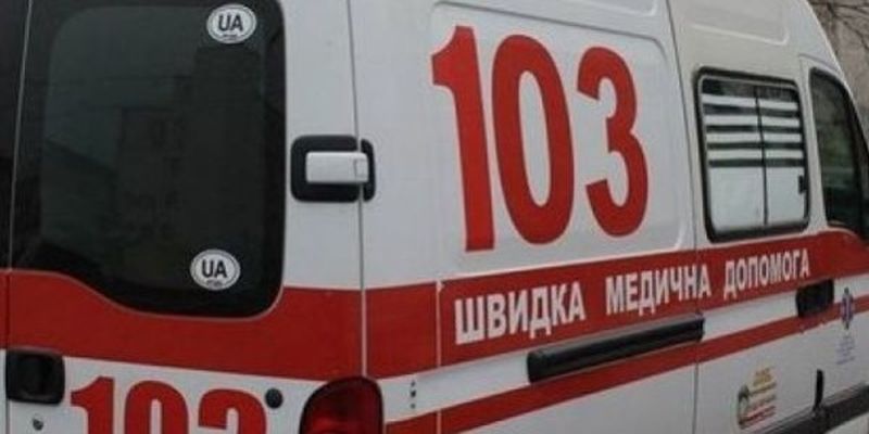 Росіяни обстріляли село на Херсонщині, поранена жінка