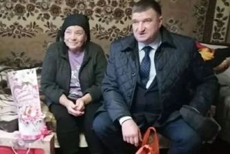 Полотенце за убитого сына: в России матерям погибших солдат выдали циничные подарки