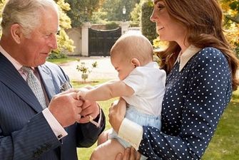 Королевская семья поздравила принца Чарльза с днем рождения трогательными семейными фото/Наследнику британского престола исполнился 71 год