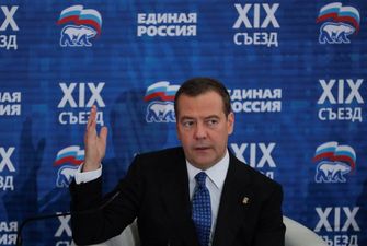 Для транзиту газу Україна повинна відмовитися від арбітражної вимоги до "Газпрому" – Медведєв