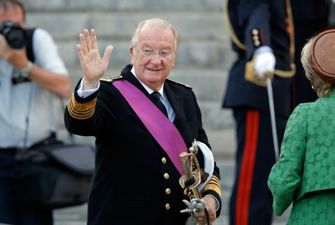 Бывший король Бельгии признал внебрачную дочь после теста ДНК