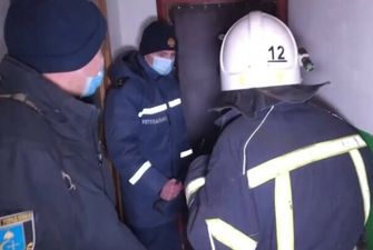 В лифте многоэтажки застряла беременная украинка, у нее начались роды: слетелись медики и спасатели