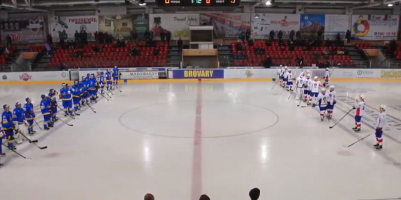Хоккей: украинская "молодежка" обыграла французов накануне домашнего чемпионата мира