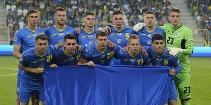 "Цвета независимости": Свитолина, Пятов, Рыжикова и другие спортсмены поздравили украинцев с Днем Флага