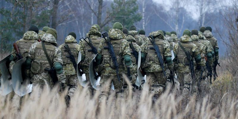 В Черновицкой области стреляли в пограничника: 22-летнего военного госпитализировали