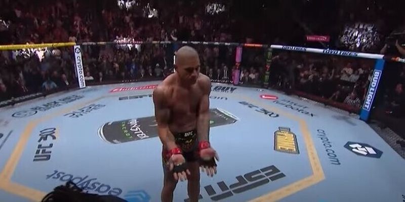 UFC 300: Перейра эффектно защитил пояс в бою против Гилла